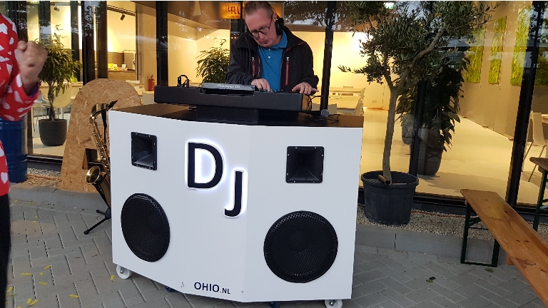 Mobile DJ