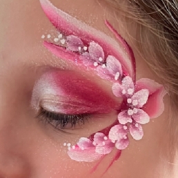 Face painting by Meyra at your Party!