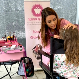 Face painting by Meyra at your Party!