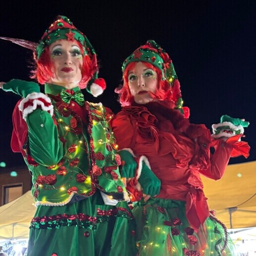 Actor Den Haag  (NL) Christmas elves on stilts