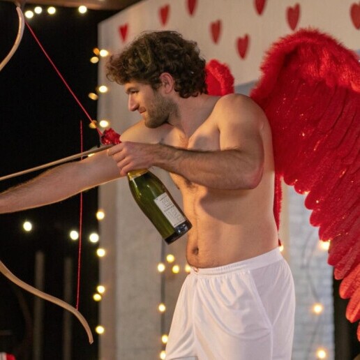 Bezoekje van Cupido met champagne