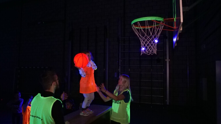 Glowsport Blacklicht, Neon Sport en Spel