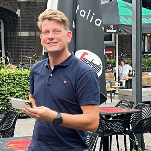 Presenter Zwolle  (NL) Day chairman with real attention EN/NL