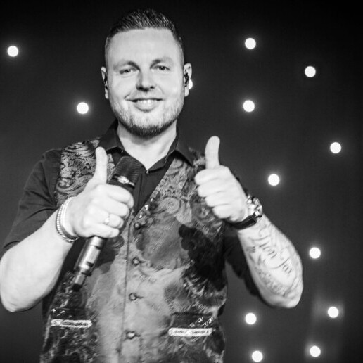 Zanger Nieuwegein  (NL) Robin van der Hoeven – Allround zanger