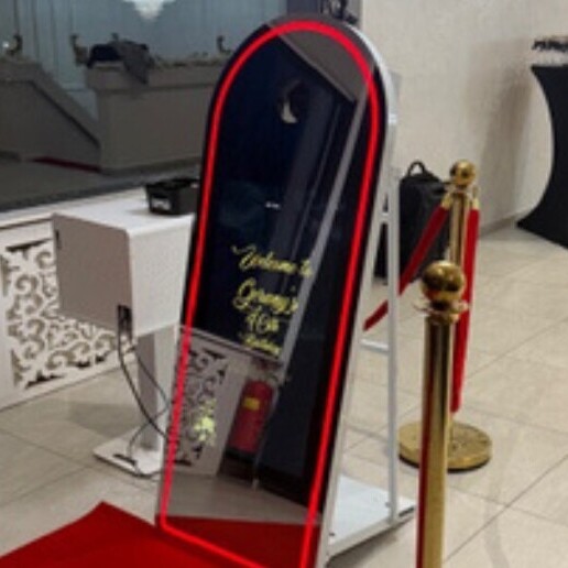 Fotograaf Almere  (NL) Fotospiegel Photobooth premium