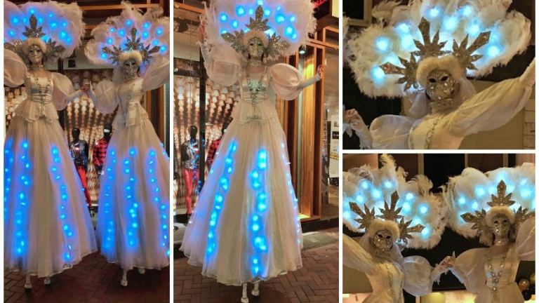 FROZEN BY NIGHT STILT WALKER BLUE LED