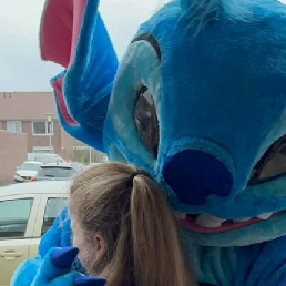 Stitch op bezoek lang