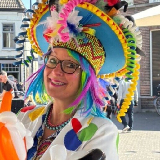 Ballon artiest Tilburg  (NL) Clown Essie