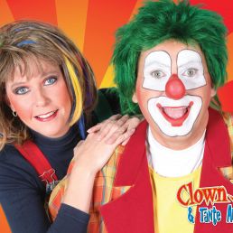 Kids show Heinenoord  (NL) Clown Jopie & Aunt Angelique