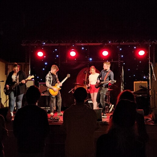 Band Dreischor  (NL) Be Four You
