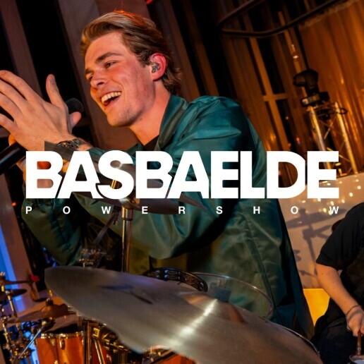 Bas Baelde Powershow met Allround DJ