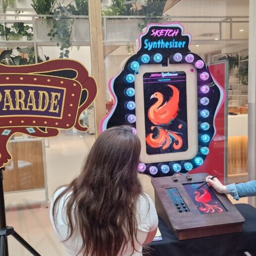 Sports/games Leiden  (NL) SketchSynthesizer: live AI