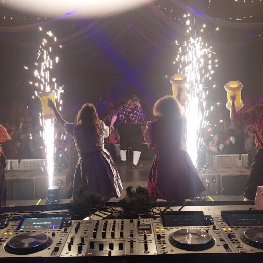 Event show Dongen  (NL) Oktoberfest: Complete Feest Show!