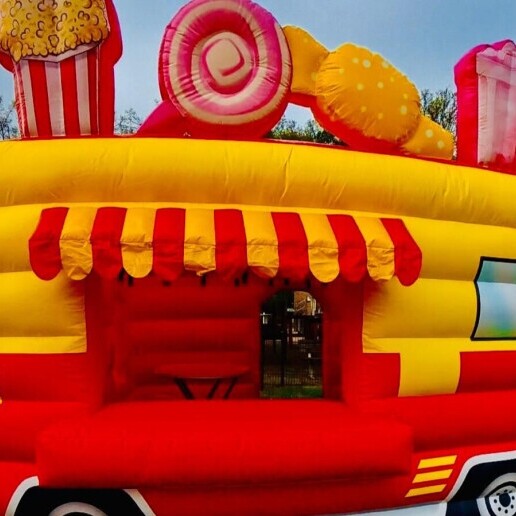 Foodtruck Enschede  (NL) Opblaasbare Foodtruck