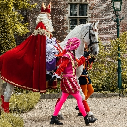 Animatie Oosterhout  (Gelderland)(NL) Het echte paard van Sinterklaas