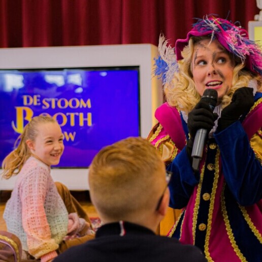 Mini Stoombooth Show met de Sint!