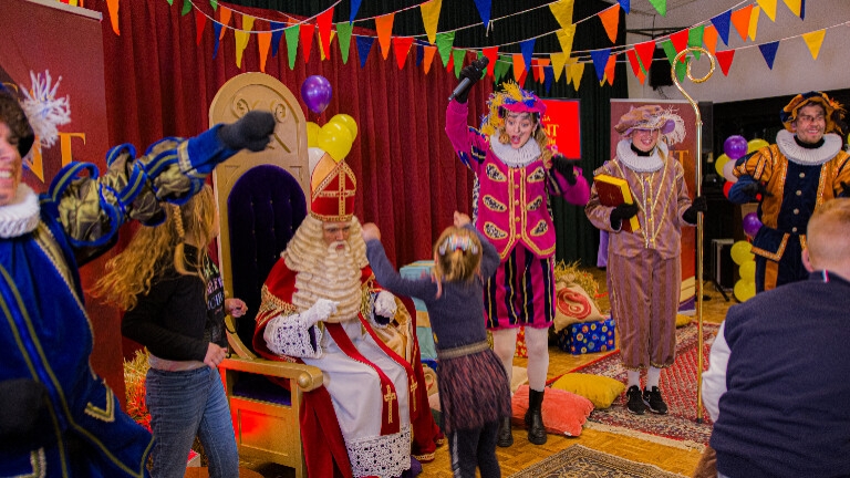 SINTERKLAASSHOW: DE GIGA SINT SHOW