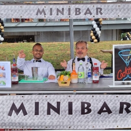 Minibar & shot bar