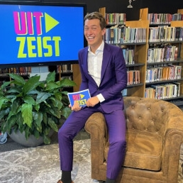 Dagvoorzitter/Presentator Daan Warnas