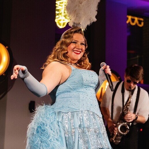 Singer (female) Sappemeer  (NL) Jazz Singer & Showgirl - Miss Helena