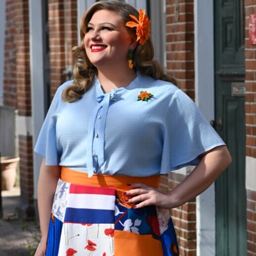 Singer (female) Sappemeer  (NL) Miss Helena sings Vera Lynn