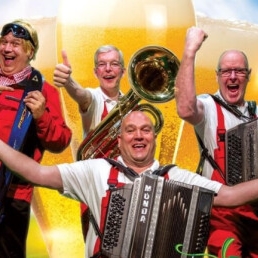 6-man Oktoberfest band Die Stadlfreunde