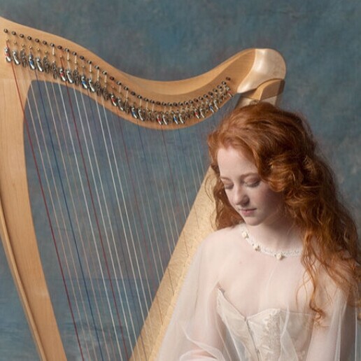 Harpist Nuenen  (NL) Historical harpist