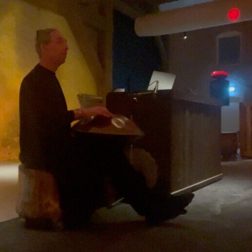 Muzikant overig Rotterdam  (NL) 'Hemels' Uitvaart Muziek & Dans