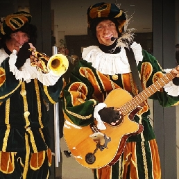 Kindervoorstelling Leersum  (NL) Pieten duo (roetveeg)