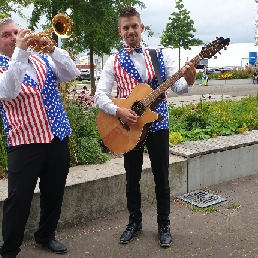 Band Leersum  (NL) Easy 'n Swing (music duo )