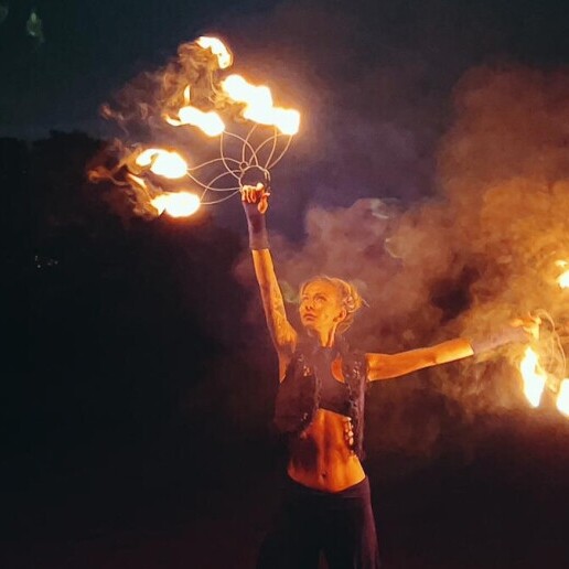 Dancer 's Gravenhage  (NL) Fire Performance