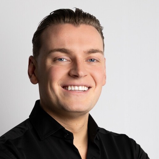 Singer (male) Houten  (NL) Volkszanger Milan Theben