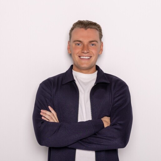 Singer (male) Houten  (NL) Volkszanger Milan Theben