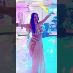 Belly dancer Amarah Ates