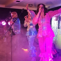 ABBA  TRIBUTE SUPER TROUPER