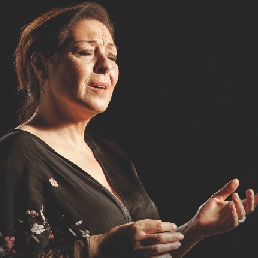 Fado Diva Maria de Fátima