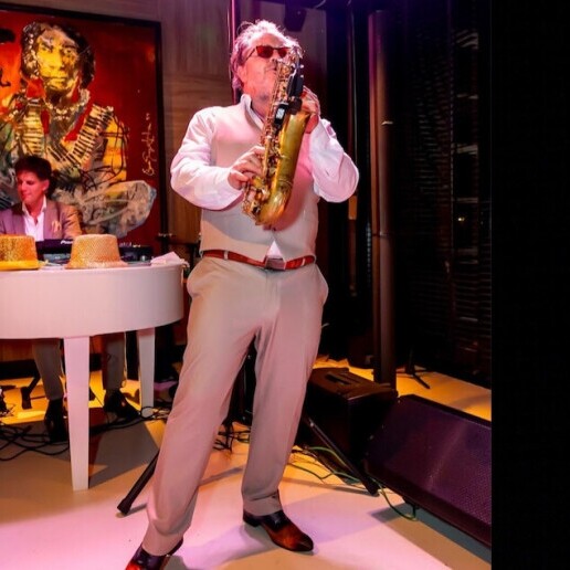 Saxofonist Rotterdam  (NL) Saxofonist  SAXONIZER Rene van Hertum