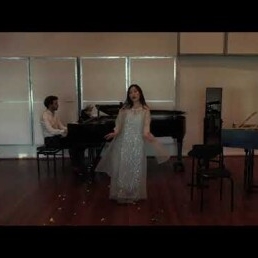 Soprano | Iva Khuang (Opera & Art Song)