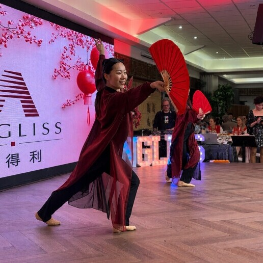 Dance group Rotterdam  (NL) Chinese Fan Dance