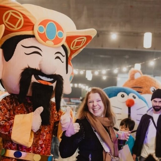 Character/Mascott Rotterdam  (NL) Chinese God of Fortune Mascot