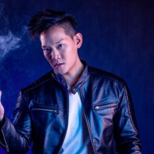 Magician Rotterdam  (NL) Chinese Goochelaar | Close-up Magic