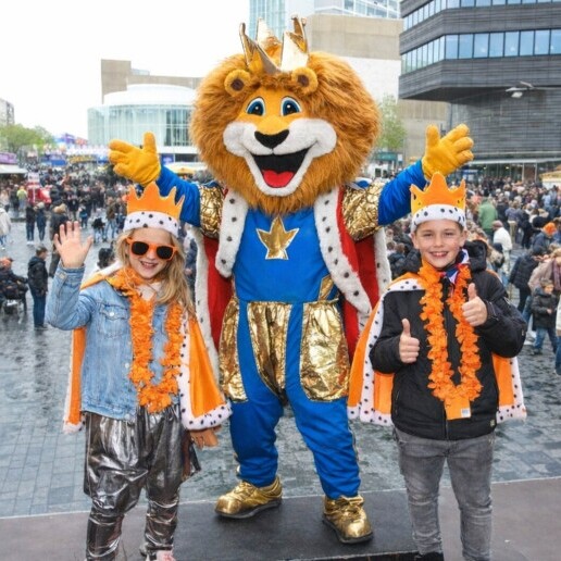 Character/Mascott Rotterdam  (NL) Kings Day Lion Mascot
