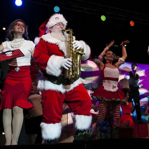 Saxofonist Rotterdam  (NL) Kerstman Saxofonist
