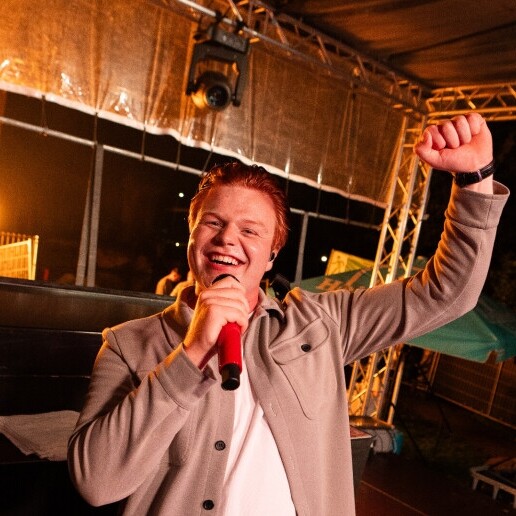 Singer (male) Oudewater  (NL) Bas Vlieland