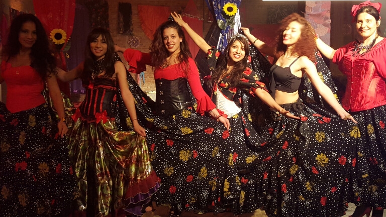 Gipsy Roma danseressen voor je feest