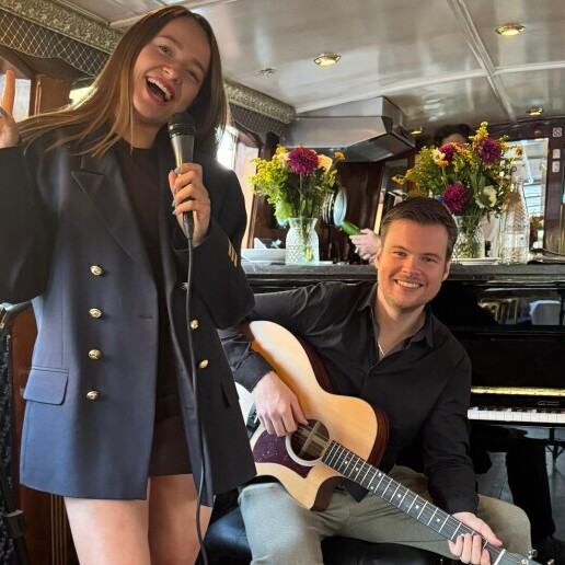 Band Papekop  (NL) Carousel - (incl. sound up to 125 p)