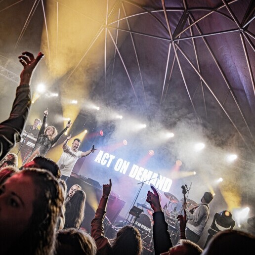 Band Papekop  (NL) Act on Demand