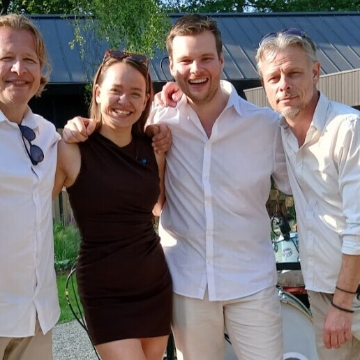 Band Papekop  (NL) Carrousel XL + geluid & licht