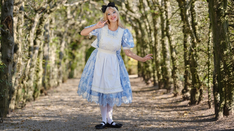 Alice in Wonderland Character rental