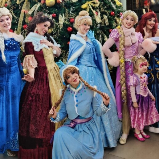 Actor Oosterhout  (Noord Brabant)(NL) Christmas Princess Parade (7 pers.)